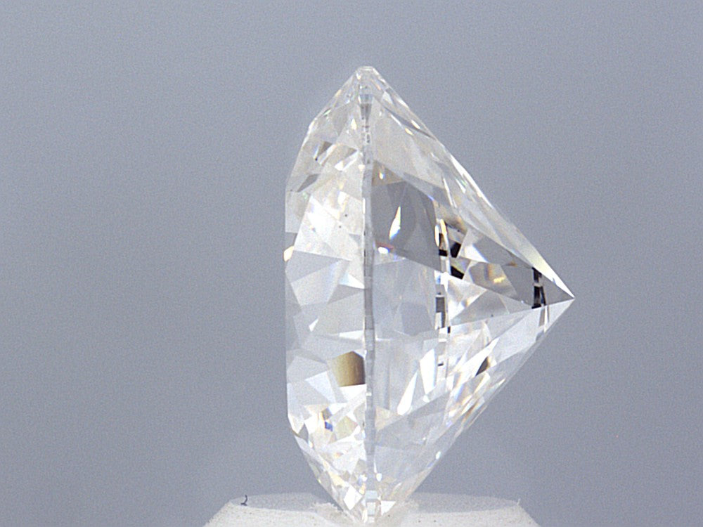 Round Brilliant, 3.31CT, E VVS2 Excellent