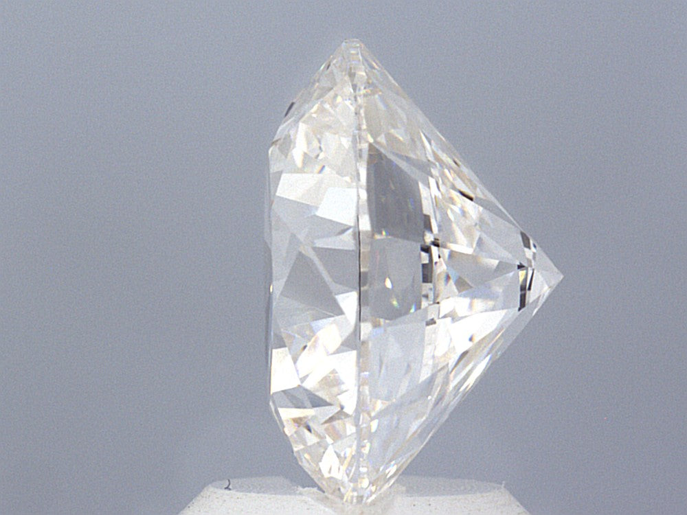 Round Brilliant, 3.38CT, F VVS2 Excellent