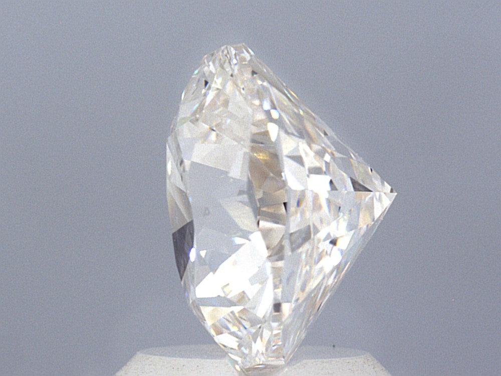 Square Cushion, 2.69CT, G VVS2 Excellent