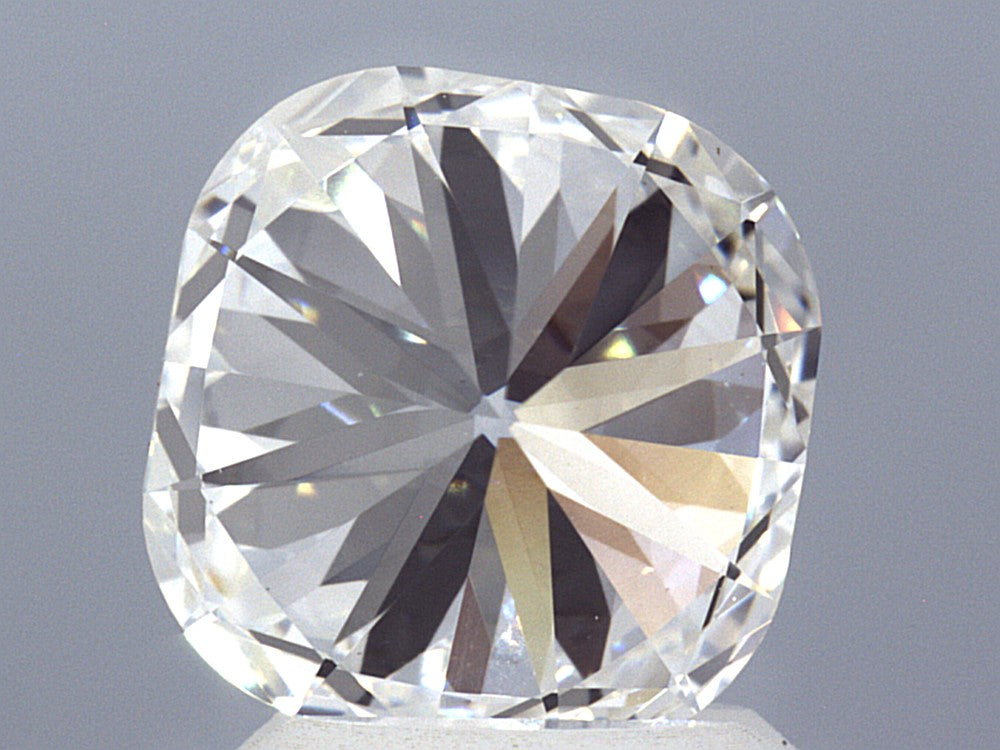 Round Brilliant, 2.7CT, E VS1 Excellent